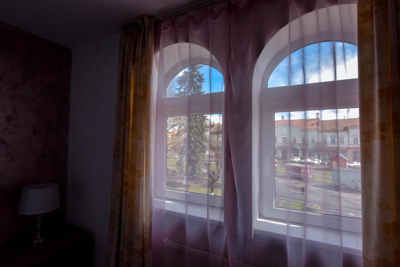 Pensiunea Vanessa Făgăraş Esterno foto