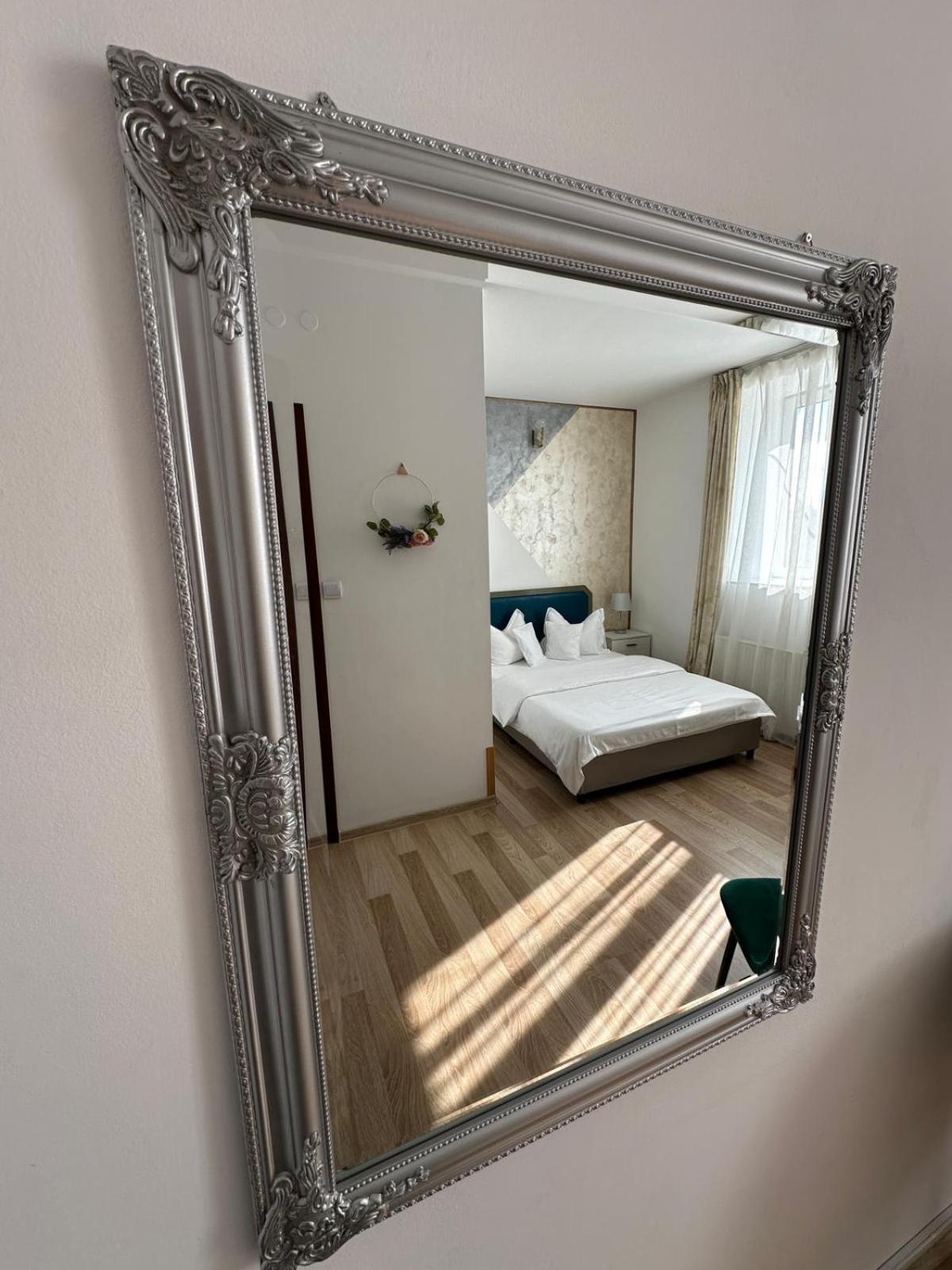 Pensiunea Vanessa Făgăraş Esterno foto